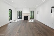 Photo - 1329 Campbell St