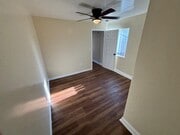 Photo - 1336 W 73rd St