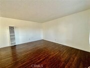 Photo - 935 E Rte 66