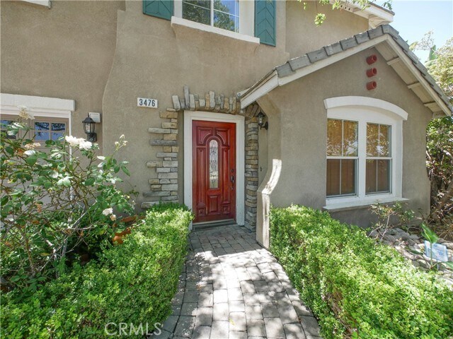 Photo - 3476 Hawthorne Dr