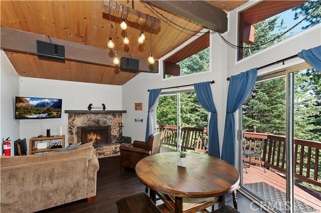 Photo - 28393 Larchmont Ln