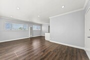 Photo - 1015 Ashland Ave Apartment