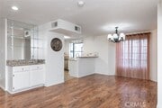 Photo - 2930 Montrose Ave Unit 102