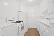 Photo - 3144-3152 S Barrington Ave Apartment Unit 3144H