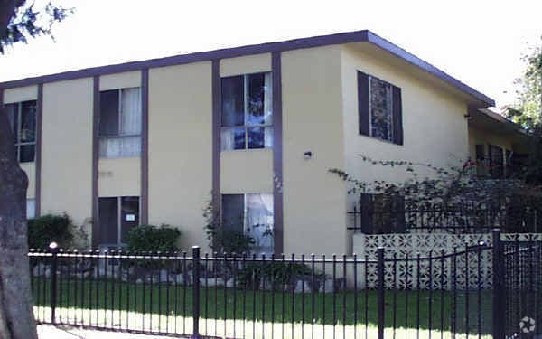 Photo - Minnie Apartments