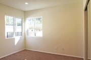 Photo - Upgraded 4+2.5 in Reseda w/all appliances ... House