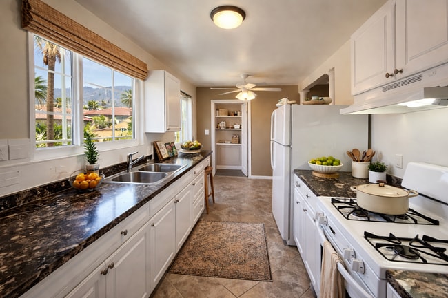 Photo - 37188 Melrose Dr Unit 3