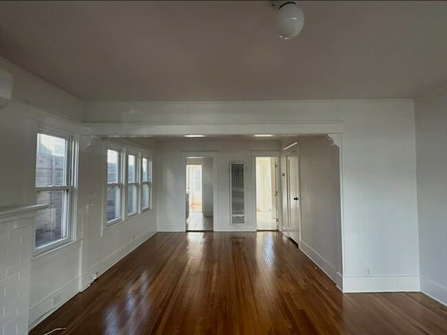 Photo - 1218 Myra Ave Unit 1218