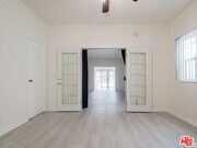 Photo - 336 S Wilton Pl Condo