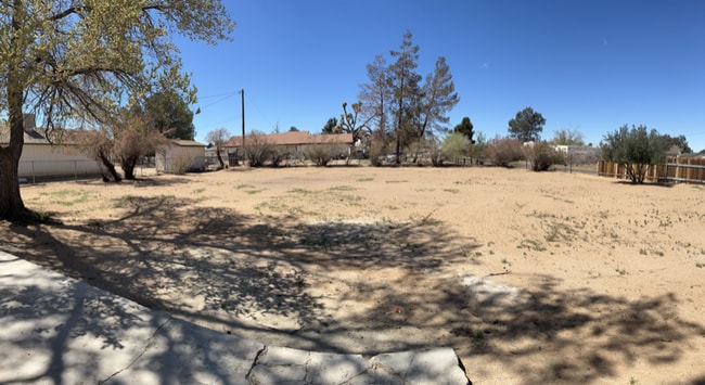 Photo - 20800 Sholic Rd