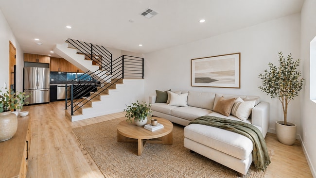 Photo - 16010 Cantlay St