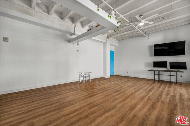 Photo - 312 W 5th St Unit 802