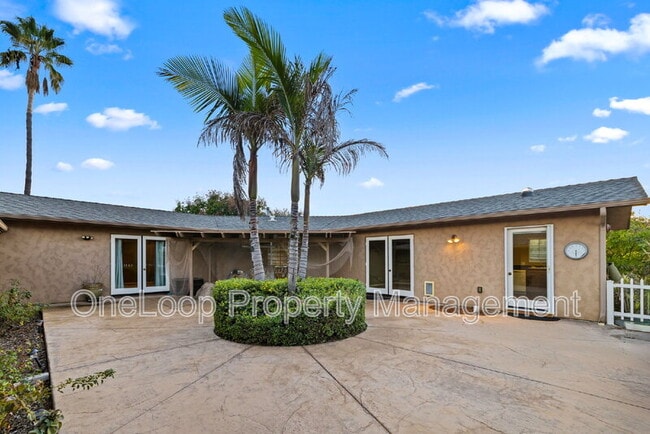 Building Photo - 8823 Los Coches Rd