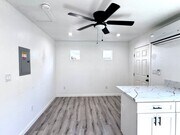 Photo - 841 1/2 West 64th Street