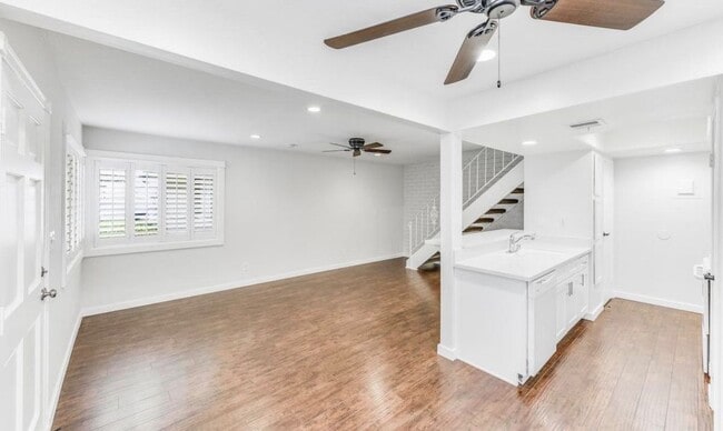 Photo - 16673 Viewpoint Ln