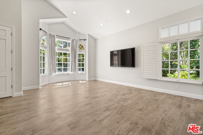 Photo - 18419 St Moritz Dr