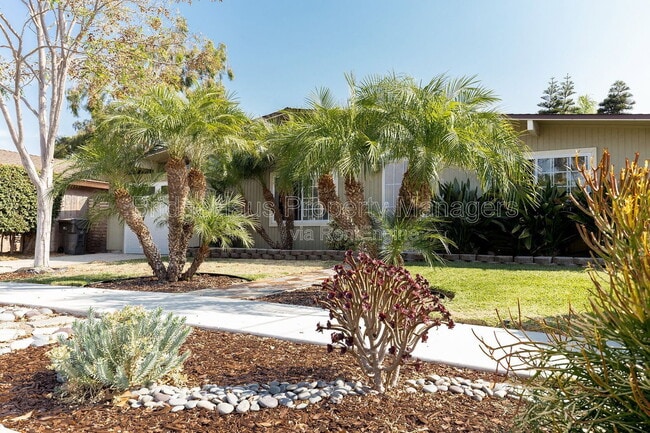 Photo - 132 Riviera Dr
