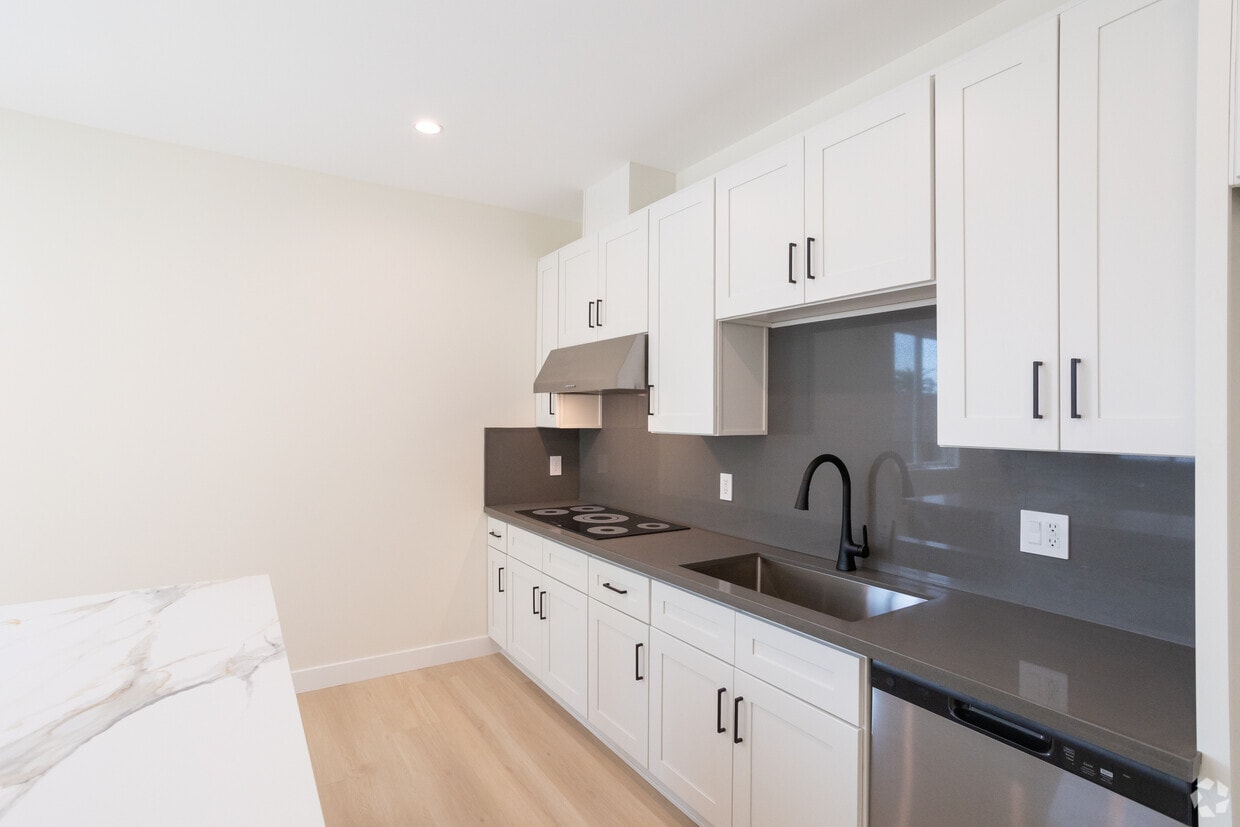 Floor Plan - 3BD 2.5BTH