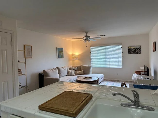 Photo - 5552 Foxtail Loop Unit Granny Flatt