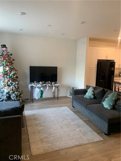 Photo - 985 W Clover Ave.