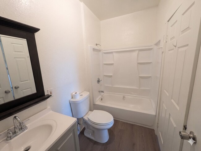 Photo - 5263 S Figueroa St Unit Bottomright