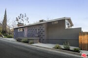 Photo - 1125 Oban Dr House