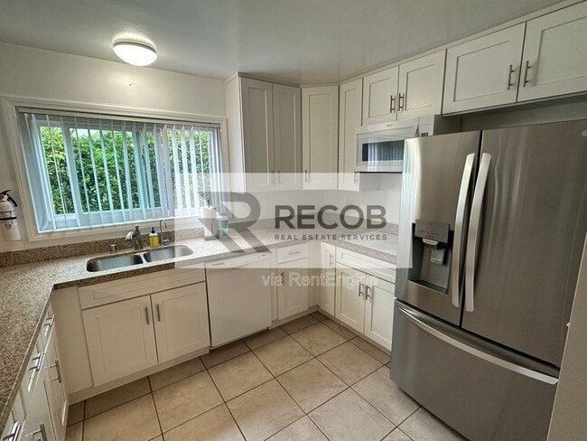 Photo - 4859 Campanile Dr