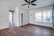Photo - 5358 S Harcourt Ave Unit 5358