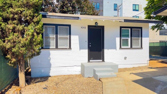 Building Photo - DL Georgia Unit 4342