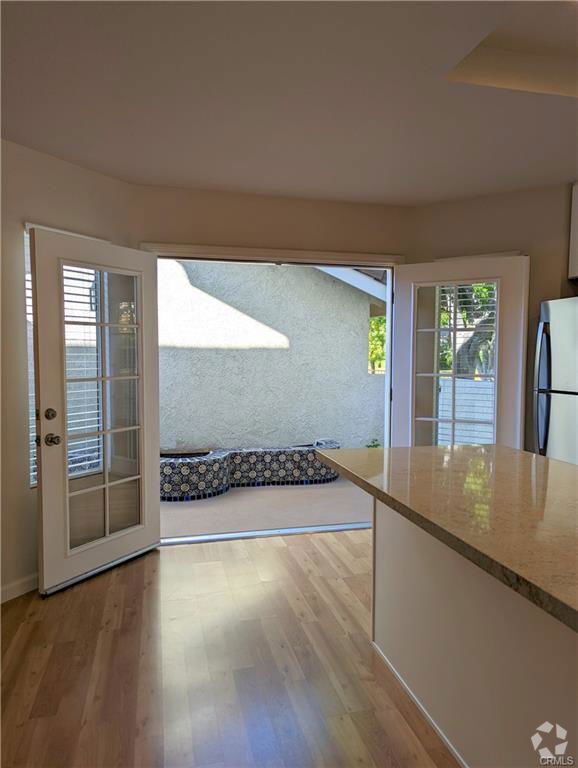 Building Photo - 475 Springbrook N Rental