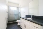 Photo - 14252 Erwin St Unit 14254