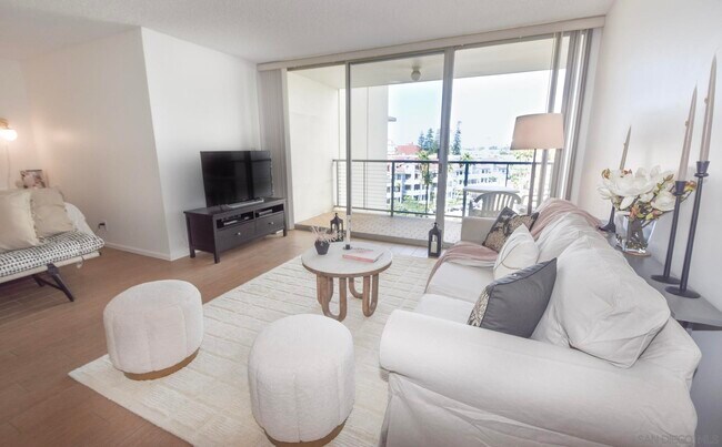 Photo - 1720 Avenida Del Mundo Unit 501