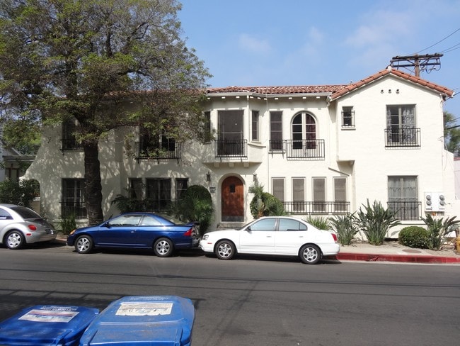 Photo - 2137 Vine St