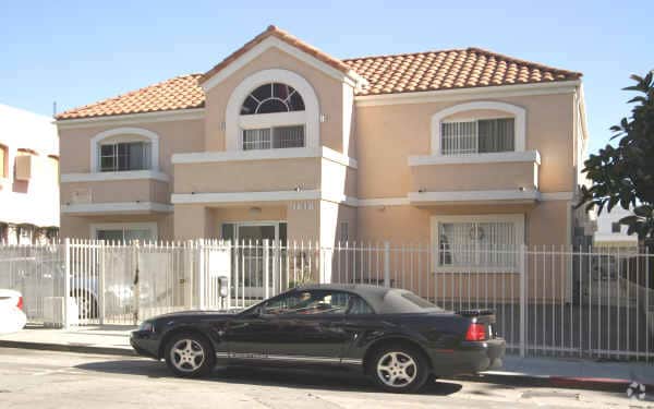 Photo - Schrader Apartments, LLC