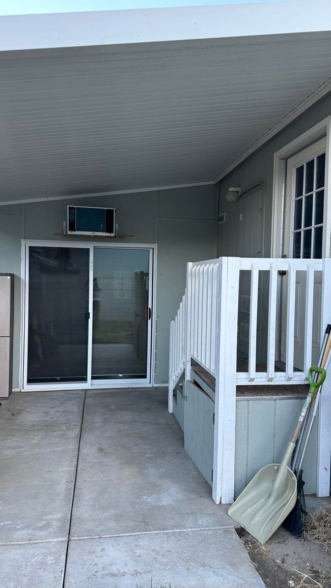 Photo - 22840 Sterling Ave