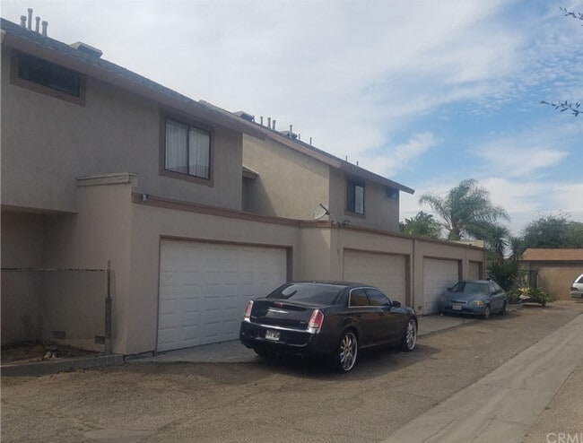 Photo - 2600 W Porter Ave Unit A