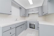 Photo - 515 N 1st St Apartment Unit B