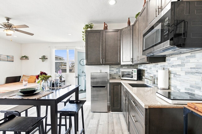 Photo - 4814 Torrance Blvd Unit 1