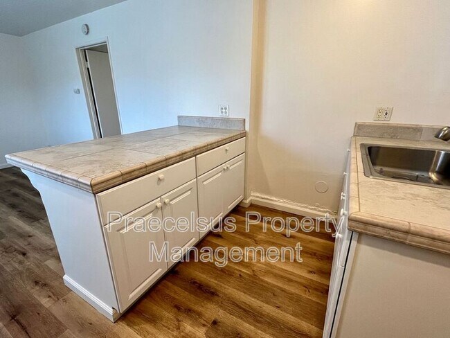 Photo - 270 Whitney St Unit C