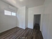 Photo - 2223 E 2nd St