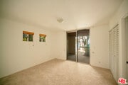 Photo - 656 Angelus Pl