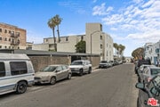 Photo - 22 Navy St Unit 202