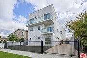 Photo - 1108 Queen Anne Pl Townhome