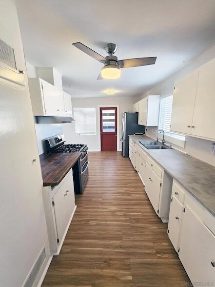 Photo - 2402 Meadow Lark Dr