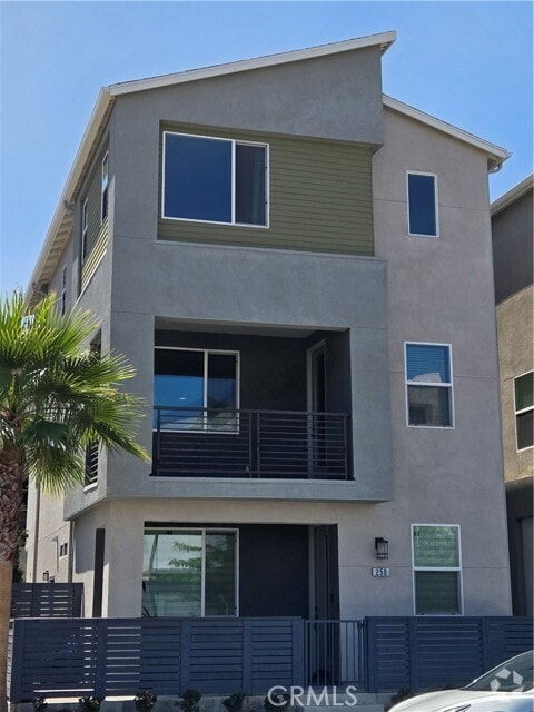 Building Photo - 250 N Standard Ave Rental