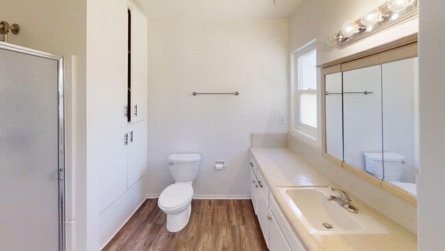 Photo - Beautiful 3 bedroom 2 bath Home