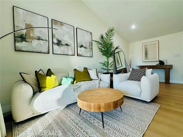 Photo - 1741 Warwick St