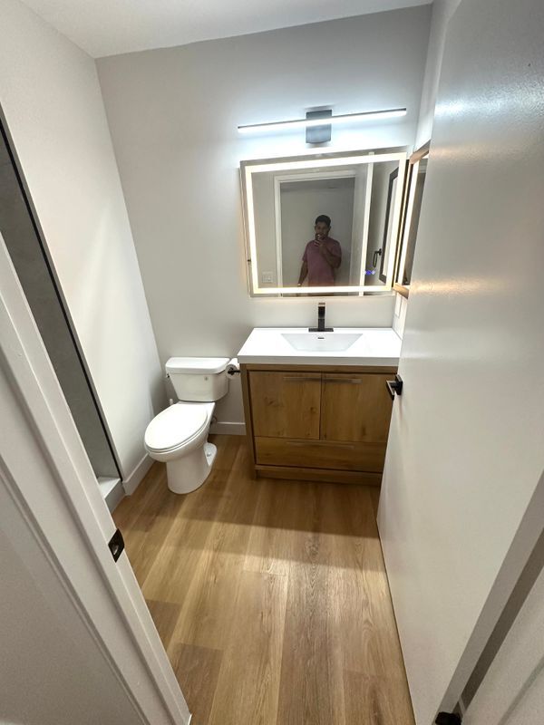 Photo - 918 W College St Unit apt 410