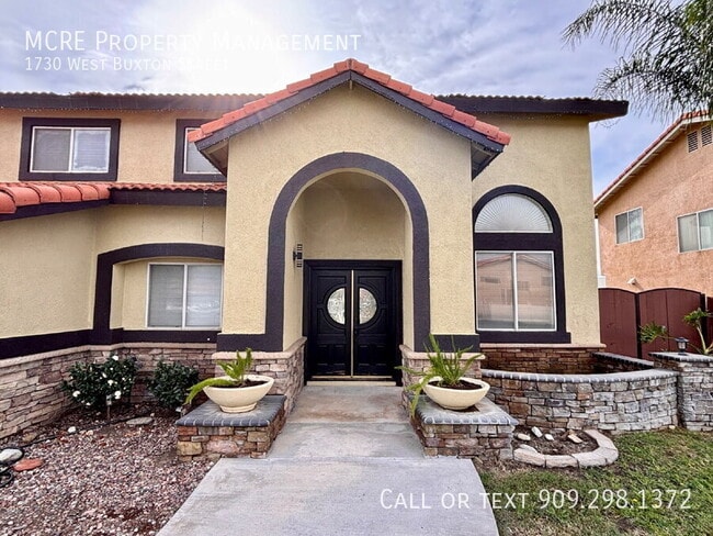 Photo - 1730 W Buxton St