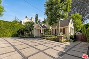 Photo - 1240 N Doheny Dr House